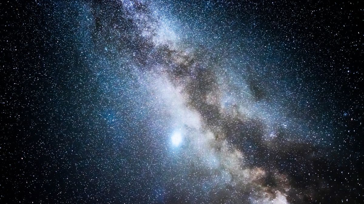 How Many Stars Are in Our Milky Way Galaxy? The New Estimate